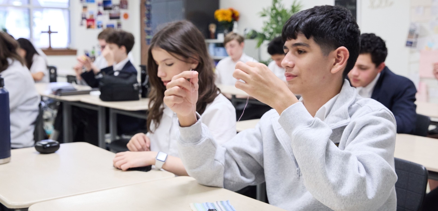 Forming Servant Leaders in Class